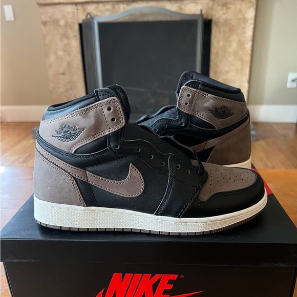 BRAND NEW RETRO HIGH OG JORDAN 1 PALOMINO SIZE 7Y - Picture 3 of 4